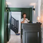 Le Petit Cosy Hotel Parigi
