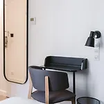 Le Petit Cosy Hotel 3*