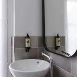 Le Petit Cosy Hotel Parigi