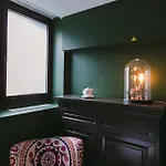 Hotel Le Petit Cosy Parigi